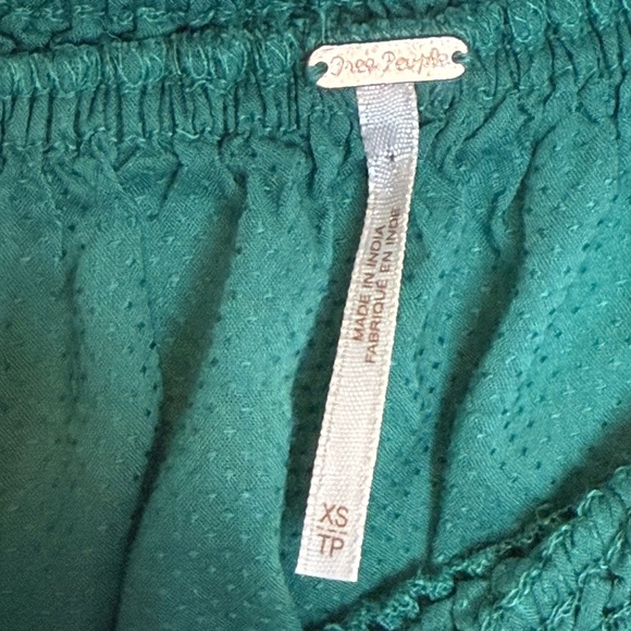 Free People Free Spirit Off Shoulder Green Bell Sleeve Crop Top Size XS - Picture 2 of 6